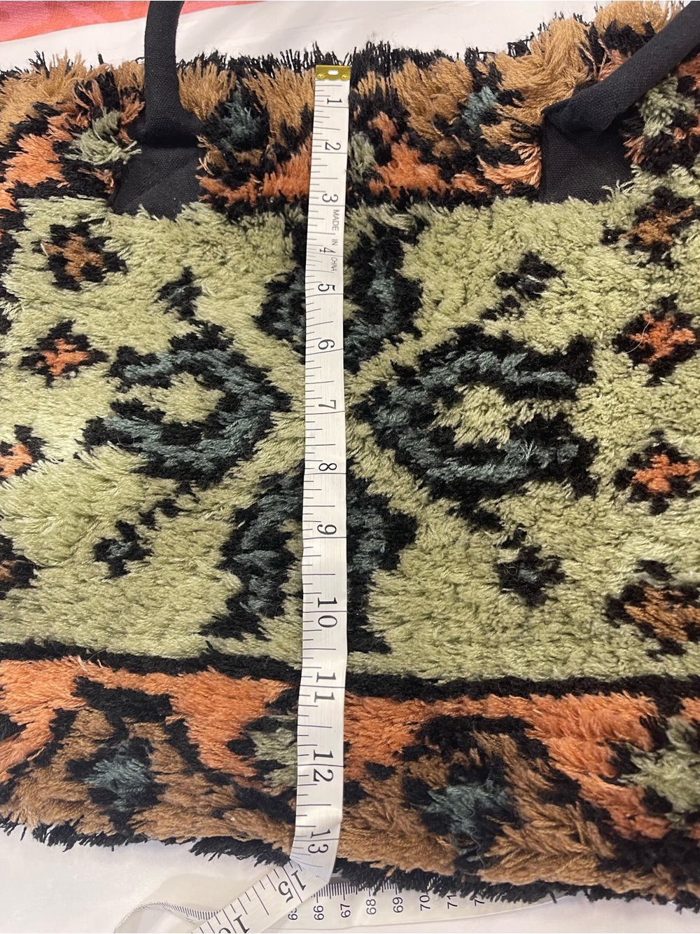 Faux Shag Rug Mosaic Tote Bag in Olive & Rust - Picture 14 of 16